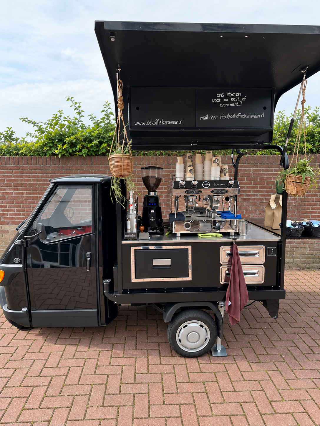 Koffie Tuk Tuk van De Koffiekaravaan voor koffiecatering op locatie